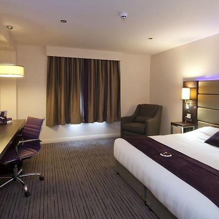 Premier Inn Falkirk - Larbert Kültér fotó