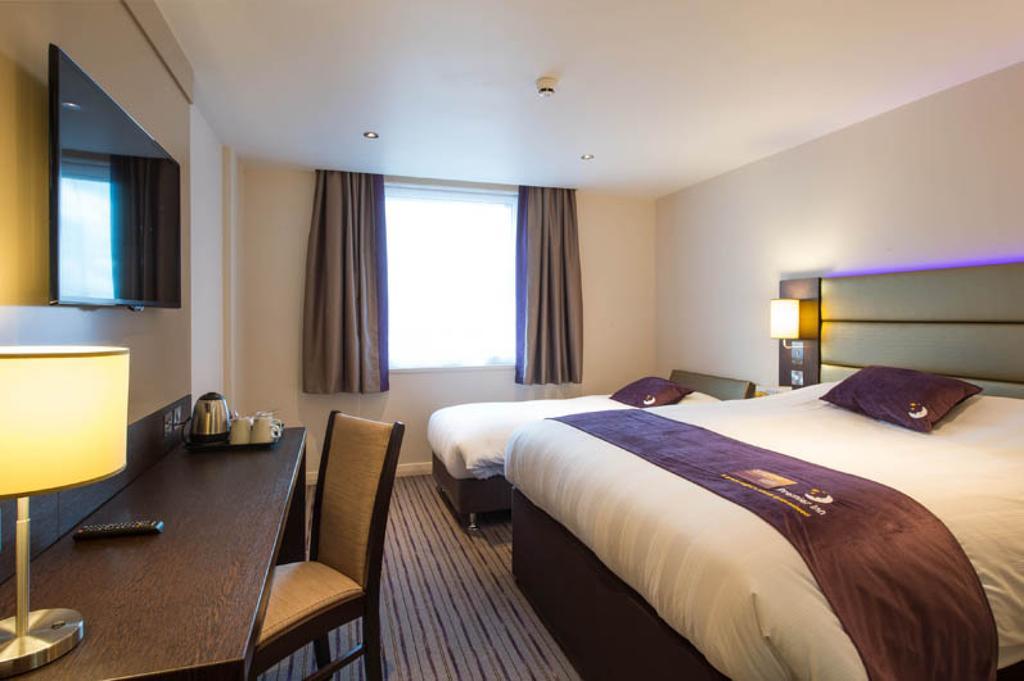 Premier Inn Falkirk - Larbert Kültér fotó