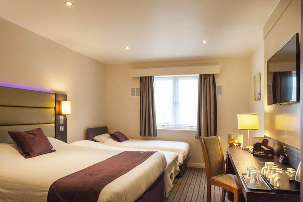 Premier Inn Falkirk - Larbert Kültér fotó