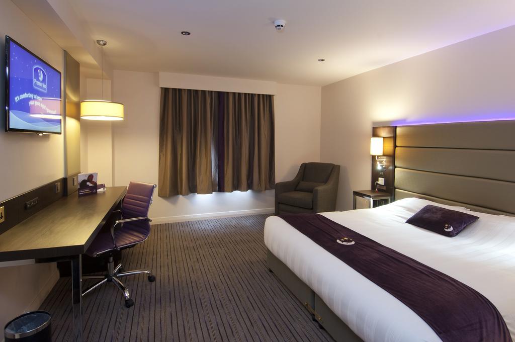 Premier Inn Falkirk - Larbert Kültér fotó